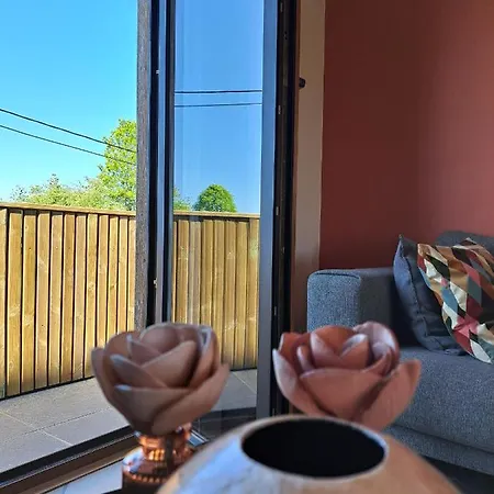 別荘 A Bicyclette *